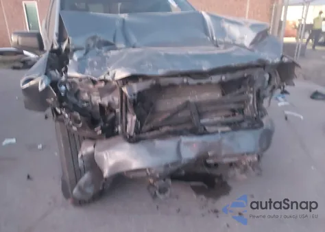 2020 Chevrolet Silverado 1500 4Wd Short Bed Rst z USA, uszkodzony, nr VIN 3GCUYEET9LG445122